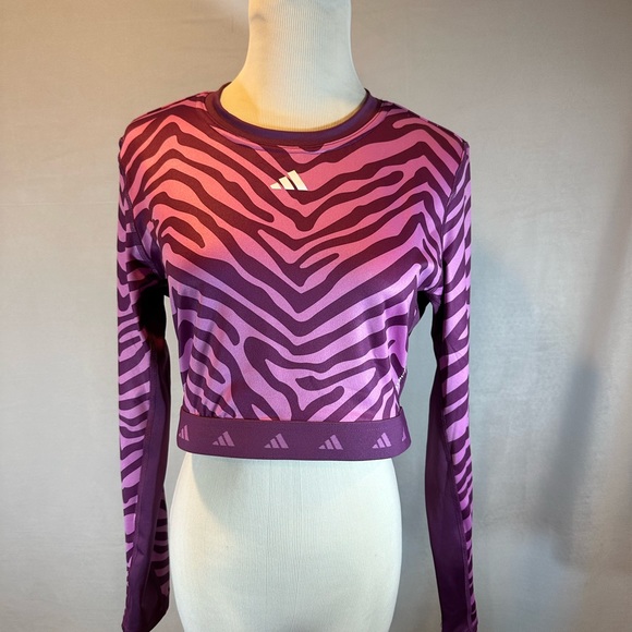 Adidas Hyperglam Zebra TechFit Long Sleeve Crop Top Size L Purple.🛍️ - Picture 6 of 14